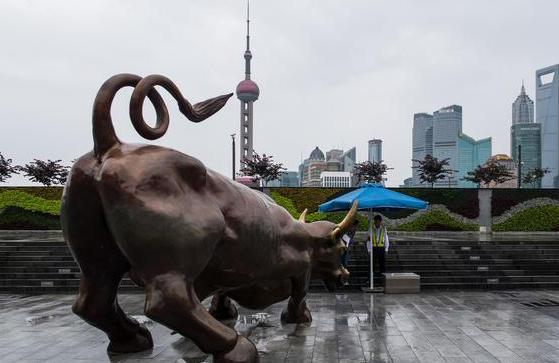 3000点突破_熊牛分割线_宝塔线与均线