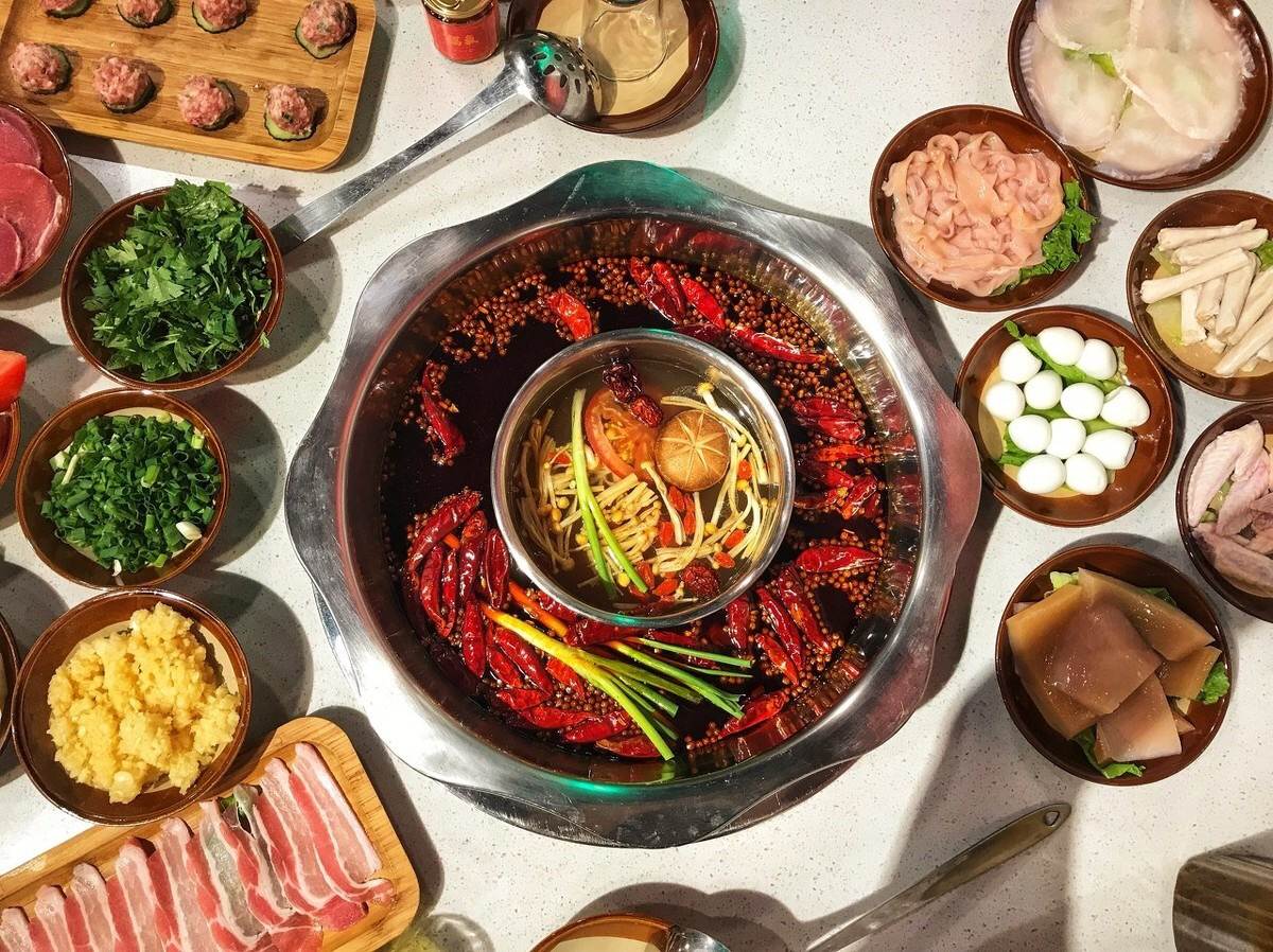 成都谭鱼头投资股份有限公司_谭鱼头火锅店创始人谭长安_谭长安创业经历