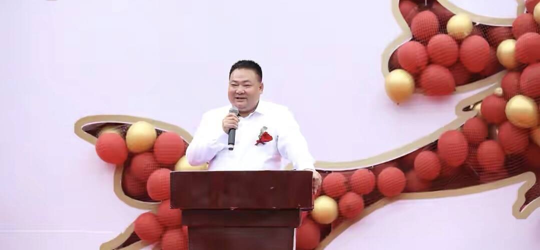 成都谭鱼头投资股份有限公司_谭长安创业经历_谭鱼头火锅店创始人谭长安