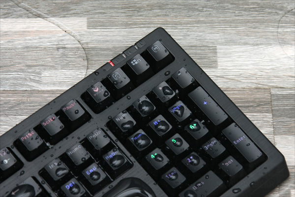 雷柏v500s冰晶版怎么样_雷柏自产青轴键盘评测_雷柏V510s机械键盘