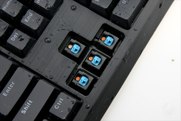 雷柏自产青轴键盘评测_雷柏v500s冰晶版怎么样_雷柏V510s机械键盘