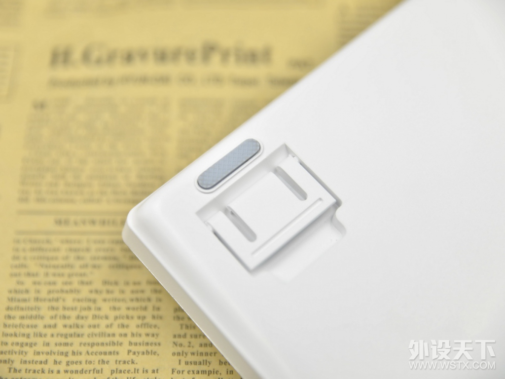 雷柏V500 RGB冰晶版幻彩背光机械键盘_雷柏v500s冰晶版怎么样_雷柏V500 RGB冰晶版红轴机械键盘评测