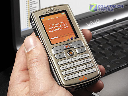 绝非简单改变 评索爱W700c三大生存优势