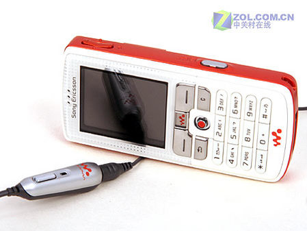 绝非简单改变 评索爱W700c三大生存优势