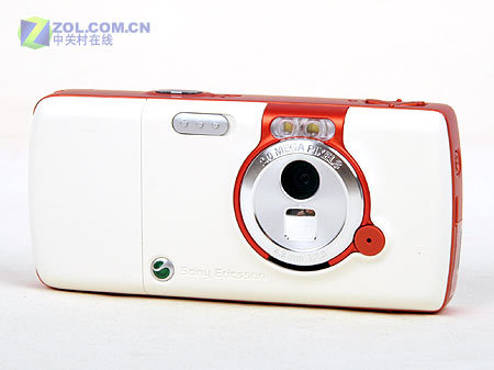 绝非简单改变 评索爱W700c三大生存优势