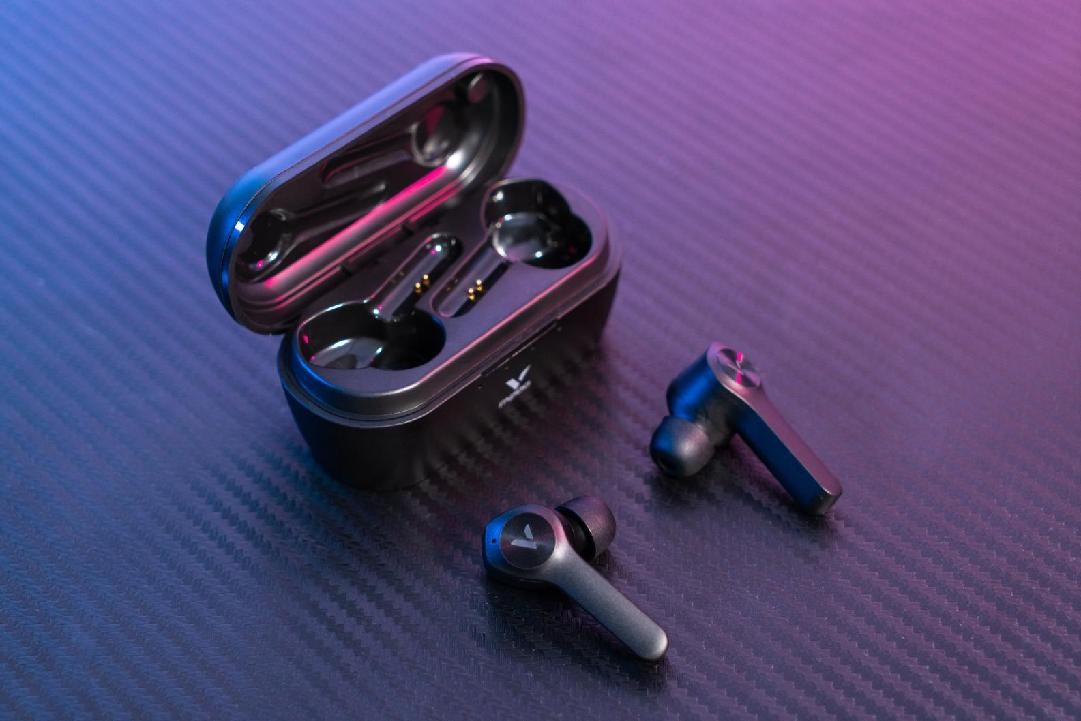 雷柏v500s冰晶版怎么样_雷柏无线电竞外设套装_VT960赛博朋克版无线游戏鼠标评测