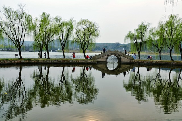 坚持微小改变带来的生活巨变_人生就是理财：30年后，把什么留给自己_普通人的修行之路