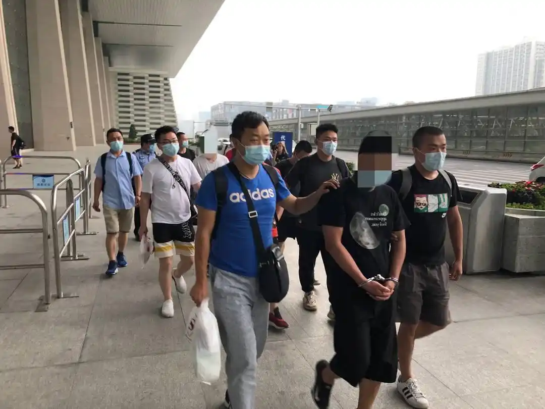 虚假股票APP诈骗_10倍配资股票骗局_股票配资诈骗 对赌