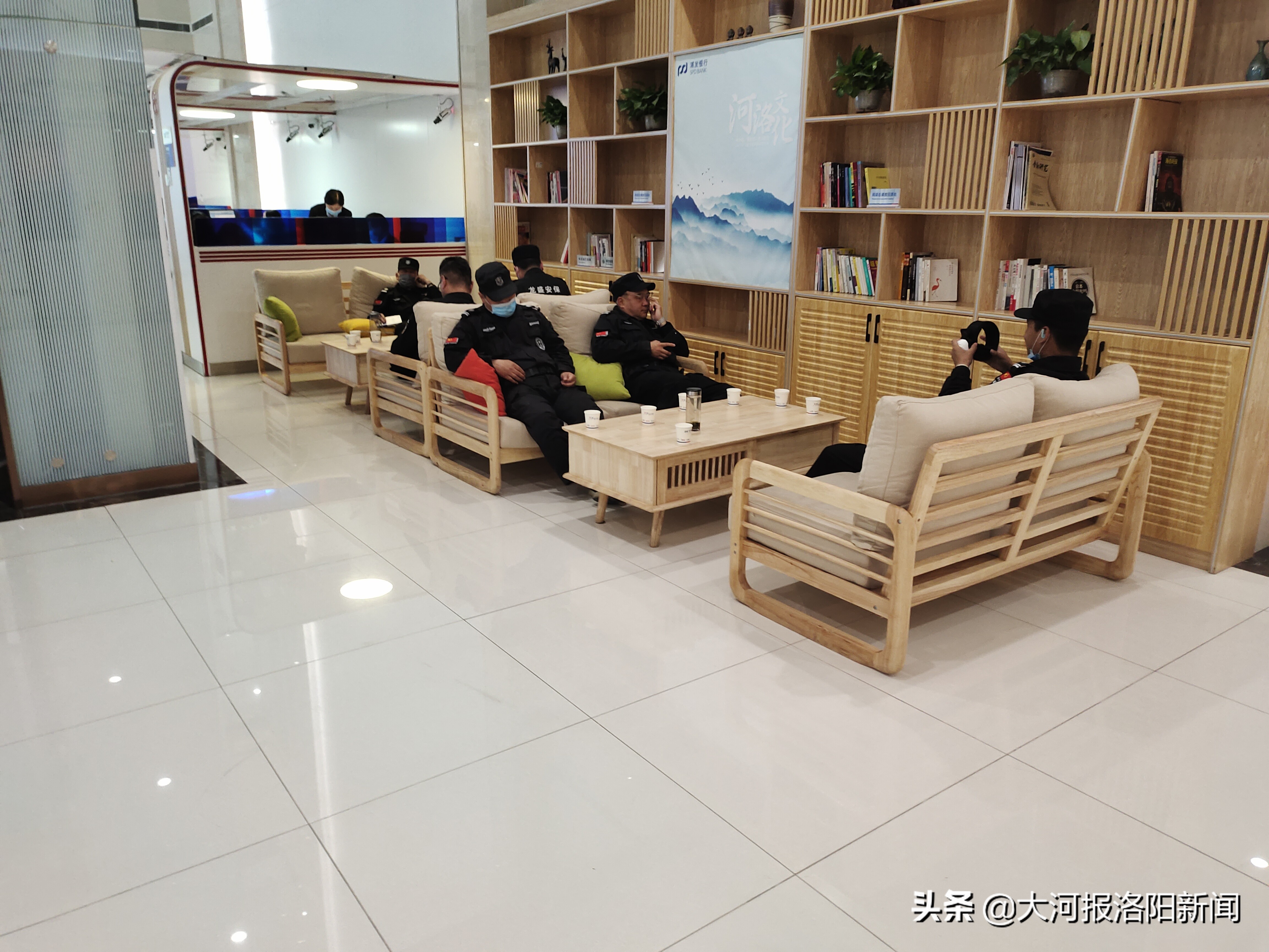 450万投资理财风险_浦发银行轻松理财_理财经理推销高息理财产品