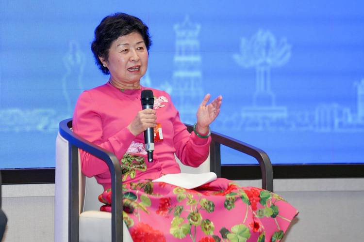 玖龙纸业重庆林浆纸一体化智能工厂_玖龙纸业+张茵_玖龙纸业江津绿色浆纸智能化生产基地